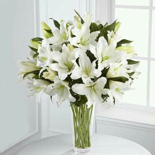 Bouquet of 12 Lilies